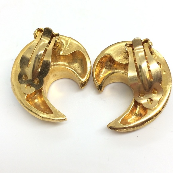 VINTAGE CELESTIAL RON RIZZO GOLD TONE CRESCENT MOON CHUNKY CLIP-ON EARRINGS - Picture 10 of 17
